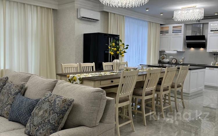 10-комнатная квартира · 570 м² · 7/8 этаж, Жасуан 11 за 370 млн ₸ в Астане, Есильский р-н — фото 2