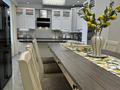 10-комнатная квартира · 570 м² · 7/8 этаж, Жасуан 11 за 370 млн ₸ в Астане, Есильский р-н — фото 3