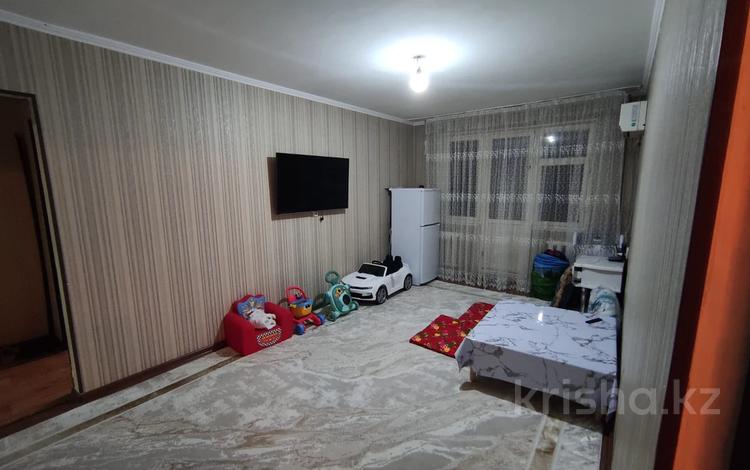 3-комнатная квартира, 60 м², 4/5 этаж, Баитурсынова за 18.5 млн 〒 в Шымкенте, Аль-Фарабийский р-н — фото 2