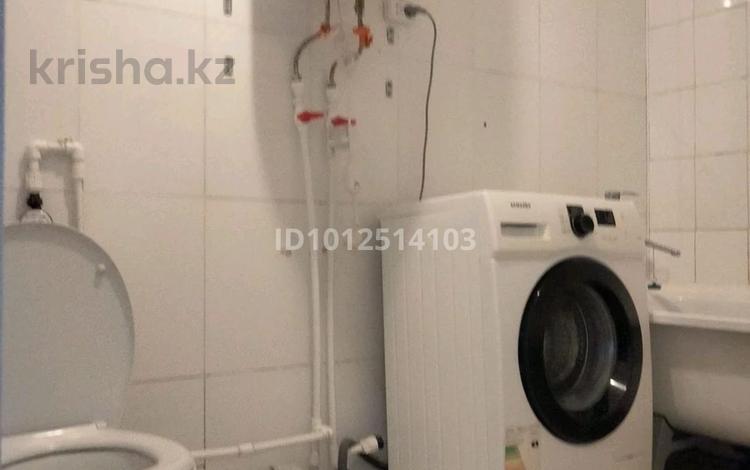 1-комнатная квартира · 34 м² · 2/5 этаж, 8мкр 10/1 за 8 млн ₸ в Темиртау — фото 2