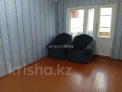 4-комнатная квартира · 62.7 м² · 2/5 этаж, Камзина 59 — Находится рядом с гор.больницой, роддом и магазин Даулет за 80 000 ₸ в Аксу
