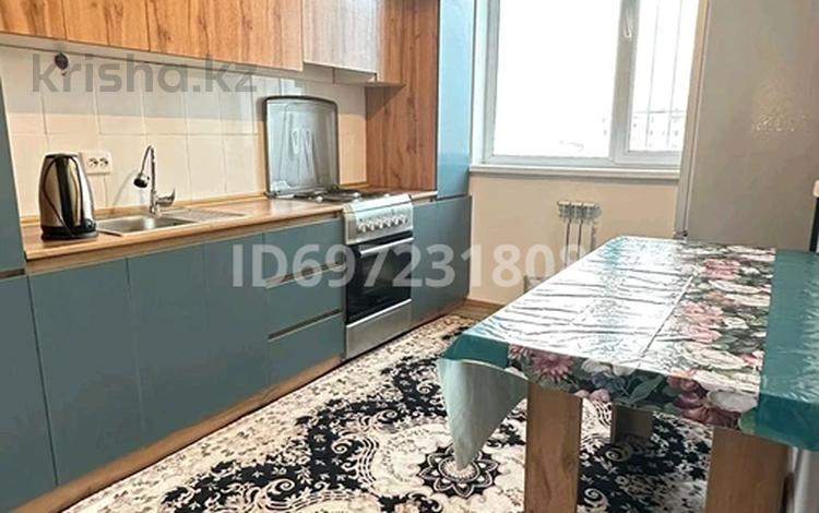 3-комнатная квартира · 70 м² · 8/9 этаж, 36 4/1 — Цон жанында орналасқан.Оранжевый 4 дом за 110 000 ₸ в Туркестане — фото 2