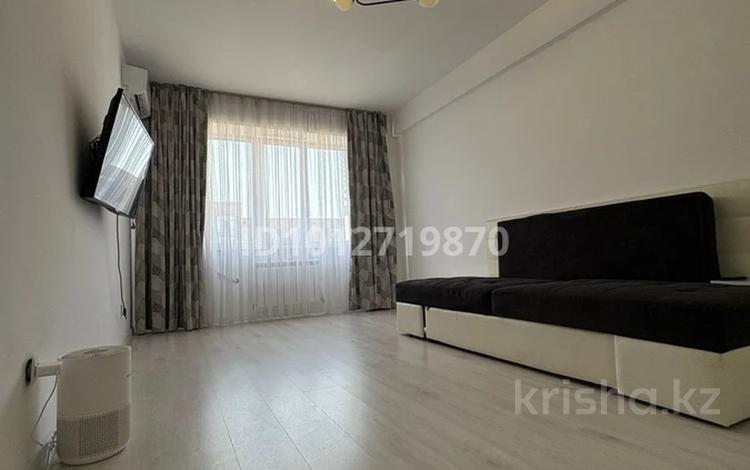 1-бөлмелі пәтер · 40 м² · 7/9 қабат, мкр Кайрат 1/13, бағасы: 28.3 млн ₸ в Алматы, Турксибский р-н — фото 2