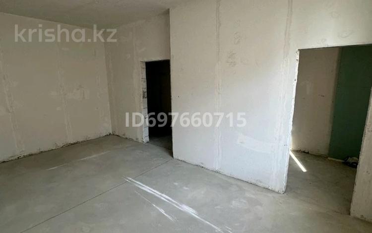 4-комнатная квартира · 180 м² · 7/9 этаж, Елорда 19а за 63 млн ₸ в Атырау — фото 6