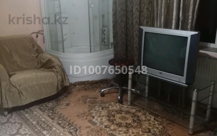 1 комната · 25 м² · 1/1 этаж, Толе би за 100 000 ₸ в  — фото 2
