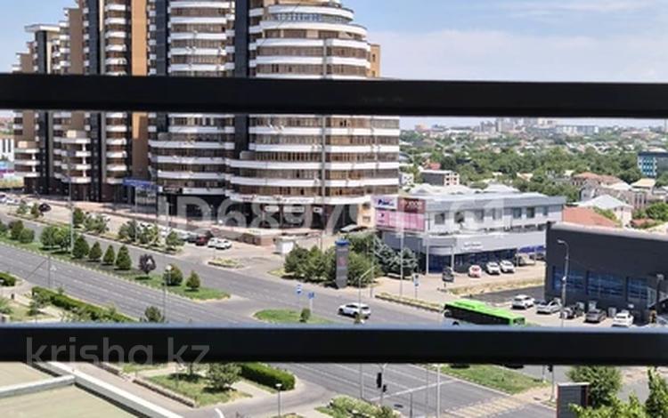 4-комнатная квартира · 200 м² · 8/11 этаж, проспект Кунаева 36 за 45 000 ₸ в Шымкенте, Аль-Фарабийский р-н — фото 68