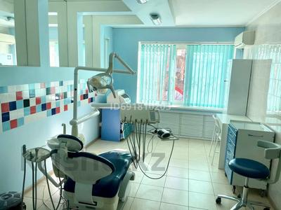 стоматологический кабинет в клиники стоматологии за 300 000 〒 в Астане, р-н Байконур