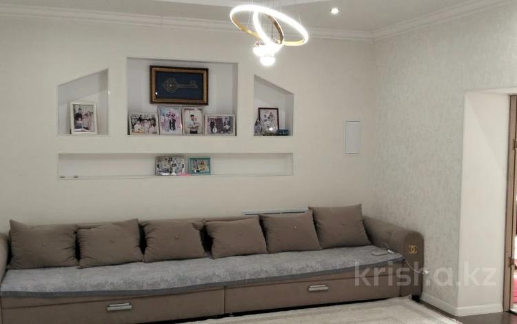 2-бөлмелі пәтер · 98.2 м² · 6/7 қабат, молдагулова, бағасы: 40 млн ₸ в Актобе — фото 24