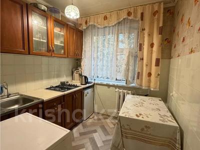 1-комнатная квартира · 34 м² · 2/5 этаж, мкр Юго-Восток, Строителей за 13.5 млн ₸ в Караганде, Казыбек би р-н