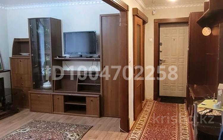 3-комнатная квартира · 65 м² · 2/9 этаж, мкр Юго-Восток, Республики 4 — Напротив супермакета Гульжан, рядом супермакет Раха за 250 000 ₸ в Караганде, Казыбек би р-н — фото 13