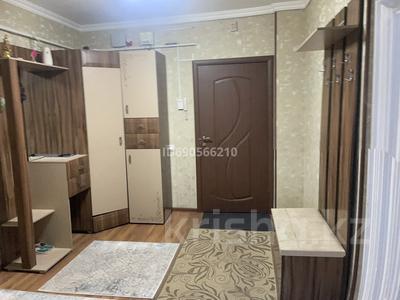 4-комнатная квартира, 116 м², 3/5 этаж, 4 переулок капал — 5 школа, остановка Новая за 45.5 млн 〒 в Таразе