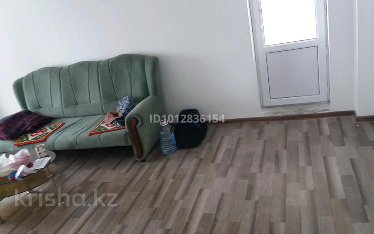 2-комнатная квартира · 63 м² · 17/25 этаж, мкр Юго-Восток, Б.ашимова 24 за 130 000 ₸ в Караганде, Казыбек би р-н — фото 2