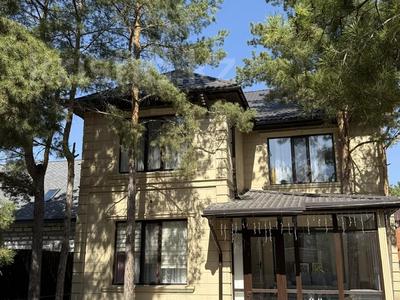 Отдельный дом · 4 комнаты · 207 м² · 10 сот., Куйбышевская роща 27 за 200 млн 〒 в Петропавловске