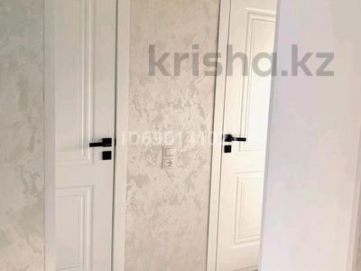 4-комнатная квартира · 77.3 м² · 5/5 этаж, 22-й мкр 15 — У Николая за 25 млн ₸ в Актау