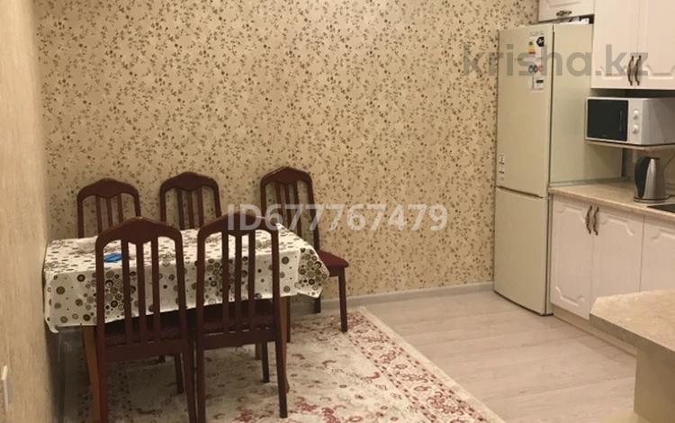 2-бөлмелі пәтер, 67 м², 6/18 қабат ай сайын, Брусиловского 167, бағасы: 250 000 〒 в Алматы, Алмалинский р-н — фото 2