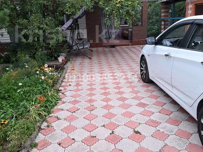 Отдельный дом · 3 комнаты · 100 м² · 9 сот., Победы за 16 млн 〒 в Караганде, Алихана Бокейханова р-н