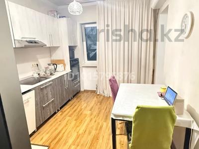 2-бөлмелі пәтер · 69.5 м² · 12/17 қабат, Мамыр-1 ш/а. 29/6, бағасы: 59 млн ₸ в Алматы, Ауэзовский р-н