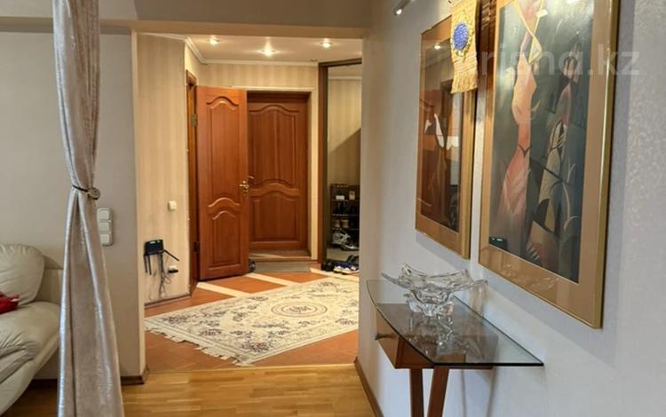 4-бөлмелі пәтер · 140 м² · 4/5 қабат, мауленова 120, бағасы: 127 млн ₸ в Алматы, Медеуский р-н — фото 2