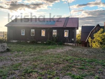 Отдельный дом · 4 комнаты · 180 м² · 15 сот., Курганская за 35 млн ₸ в Петропавловске