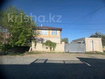 Отдельный дом · 6 комнат · 200 м² · 6 сот., Ул.Таллинская 33 — Литвинова-Архангельская за 28 млн 〒 в Павлодаре