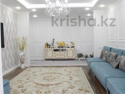 3-комнатная квартира · 95 м² · 10/10 этаж, Жамакаева 130 — Аймаутова за 550 000 〒 в Семее