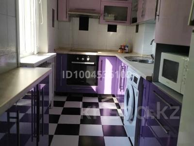 3-комнатная квартира · 56 м² · 2/2 этаж, мкр Новый Город, Пассажирская 16 за 16.5 млн 〒 в Караганде, Казыбек би р-н