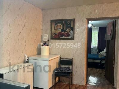 2-комнатная квартира · 43.1 м² · 1/5 этаж, Пришахтинск, Пришахтинск, 21й микрорайон 5 за 12 млн ₸ в Караганде, Алихана Бокейханова р-н