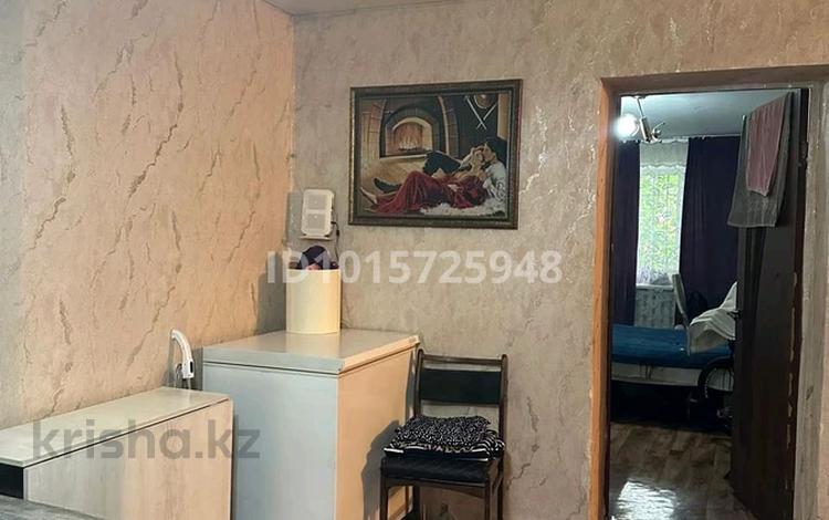 2-комнатная квартира · 43.1 м² · 1/5 этаж, Пришахтинск, Пришахтинск, 21й микрорайон 5 за 12 млн ₸ в Караганде, Алихана Бокейханова р-н — фото 2
