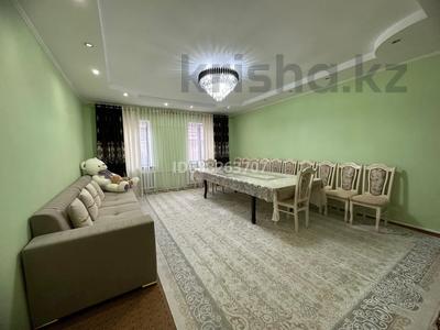 Отдельный дом • 4 комнаты • 100 м² • 10 сот., Акбаев Елемес за 25 млн 〒 в Сарыкемере