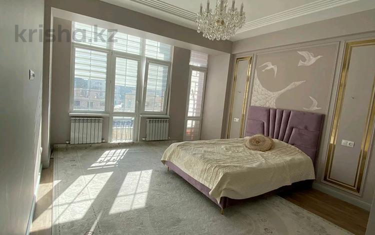 4-бөлмелі пәтер · 159.2 м² · 3/9 қабат, 17-й мкр 25, бағасы: 85 млн ₸ в Актау — фото 2