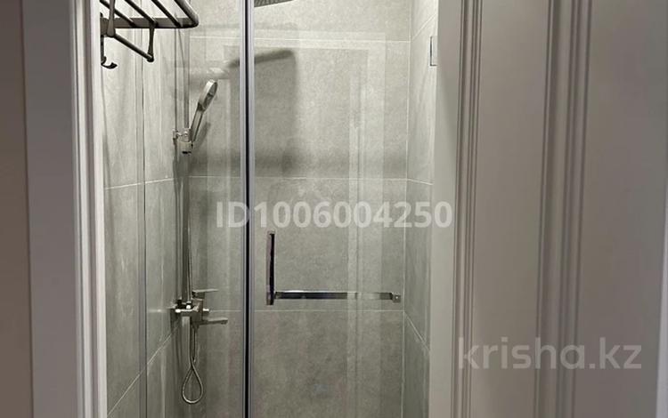2-комнатная квартира · 67 м² · 3/9 этаж, мкр Нурсая, Абулхайыр хана 51а за 38 млн ₸ в Атырау — фото 14