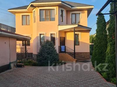 Продажа домов и дачи в Алматы: Отдельный дом · 4 комнаты · 192 м² · 8 сот., мкр Калкаман-2 — Абая-Жакаева за 175 млн 〒 Отдельный дом · 4 комнаты · 192 м² · 8 сот., мкр Калкаман-2 — Абая-Жакаева за 175 млн 〒 в Алматы, Наурызбайский р-н