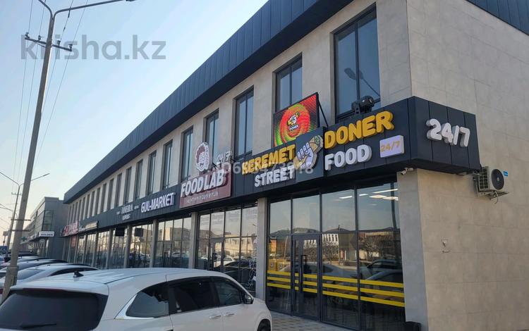 Свободное назначение, офисы, магазины и бутики, общепит, салоны красоты, фитнес и спорт, медцентры и аптеки, образование, развлечения, студии · 800 м² за 3.2 млн 〒 в Актау — фото 11