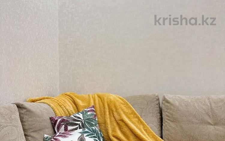 1-комнатная квартира · 51 м² · 8/10 этаж, мкр 5, Алии Молдагуловой 30б за 15 000 ₸ в Актобе — фото 3