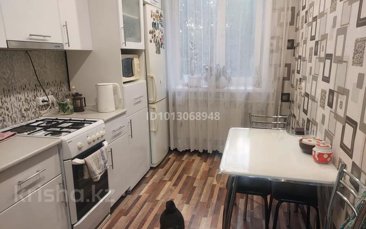 3-комнатная квартира · 64 м² · 1/2 этаж, турмагамбетова 3 за 9.5 млн ₸ в Темиртау — фото 2