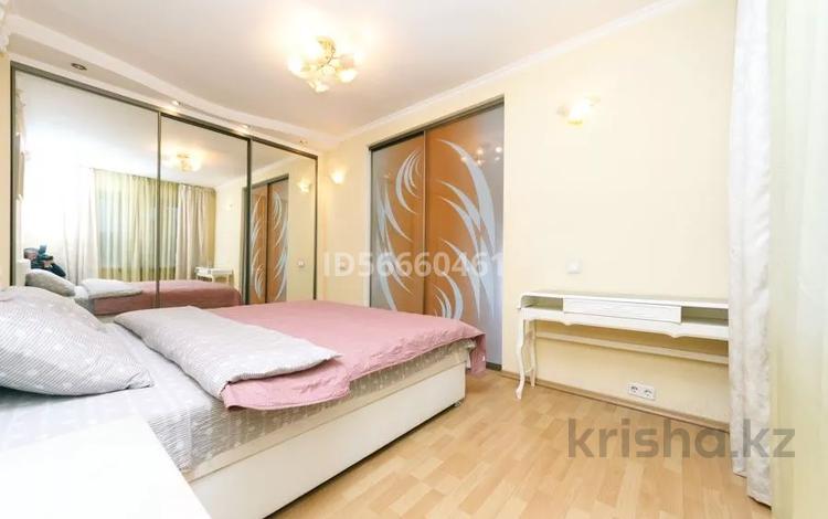 2-комнатная квартира, 60 м², 2/9 этаж посуточно, Ауельбекова 109 — Назарбаева за 14 000 〒 в Кокшетау — фото 2