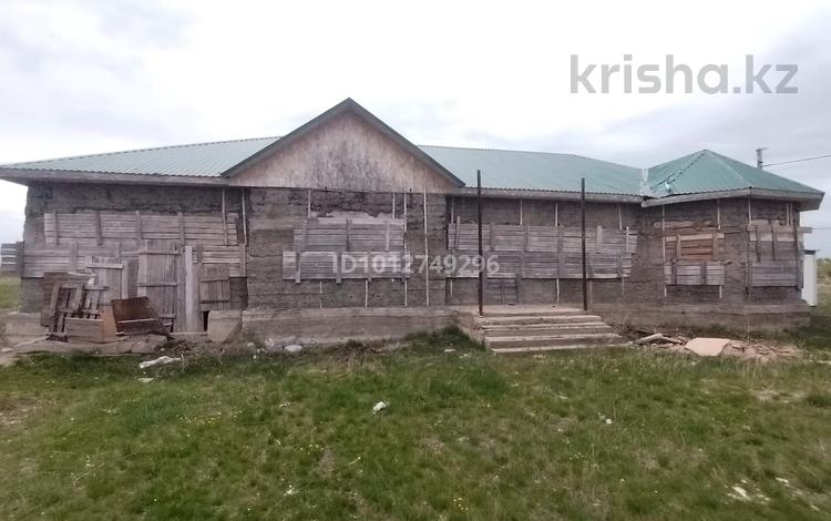 Отдельный дом · 4 комнаты · 300 м² · 20 сот., Желтоксана 49 — Желтоксана за 12 млн ₸ в Ерейментау — фото 2