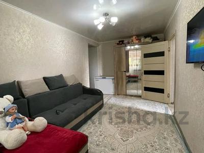 2-комнатная квартира · 48 м² · 5/5 этаж, Толе би 10 за 10 млн 〒 в Таразе