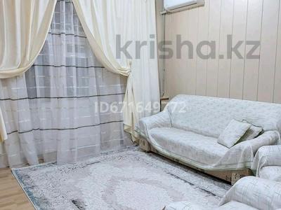2-комнатная квартира, 56 м², 3/3 этаж посуточно, Казыбек би 18 — Туркестанский за 10 000 〒 в Шымкенте