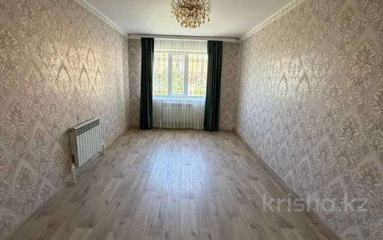 3-комнатная квартира · 93 м² · 1/5 этаж, мкр. Алтын орда за 33.5 млн ₸ в Актобе — фото 2
