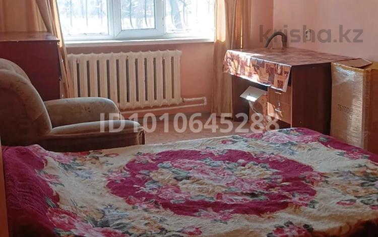 1-бөлмелі пәтер · 32 м² · 1/5 қабат, Пришахтинск, Пришахтинск, 22й микрорайон 1а — Зелинского, бағасы: 110 000 ₸ в Караганде, Алихана Бокейханова р-н — фото 2
