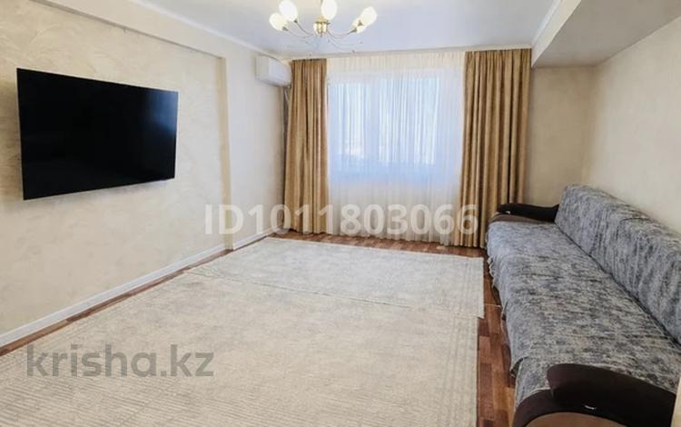 3-комнатная квартира · 87 м² · 9/9 этаж, Есенберлина 4а — Аль фараби Есенберлина за 34 млн ₸ в Усть-Каменогорске, Ульбинский — фото 2