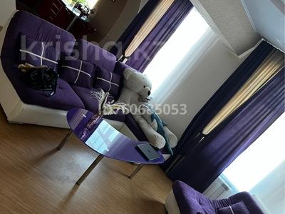 Пәтерлер в Карагандинской обл.: 3-бөлмелі пәтер · 78 м² · 4/5 қабат, Республики 95, бағасы: 20 млн 〒 3-бөлмелі пәтер · 78 м² · 4/5 қабат, Республики 95, бағасы: 20 млн 〒 в Темиртау