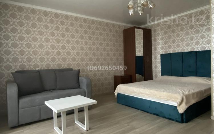 1-комнатная квартира · 33 м² · 5/5 этаж, Каирбекова 351/1 — Каирбекова-кубеева за 10 000 ₸ в Костанае — фото 2