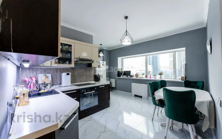 3-бөлмелі пәтер · 130.6 м² · 8/33 қабат, Достык 5/2, бағасы: 55.9 млн ₸ в Астане, Есильский р-н — фото 49