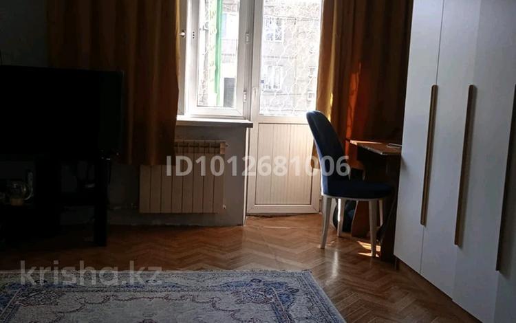 1-бөлмелі пәтер · 31 м² · 2/3 қабат, мкр Кокжиек, Геологов 1 — КамАЗ центр, торг уместен, бағасы: 18 млн ₸ в Алматы, Жетысуский р-н — фото 2