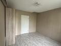 2-комнатная квартира · 45 м² · 1/5 этаж, джаникешова за 9.3 млн ₸ в Уральске — фото 3