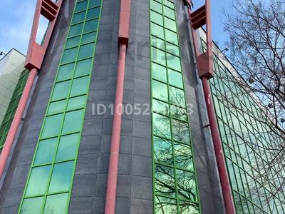 Свободное назначение, офисы, магазины и бутики, салоны красоты, медцентры и аптеки, образование, развлечения · 1800 м² за 690 млн 〒 в Атырау