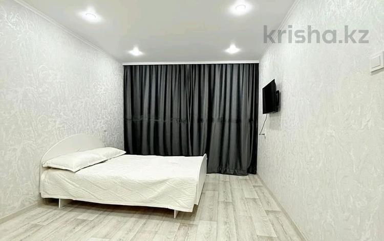 1-бөлмелі пәтер · 32 м² · 1/9 қабат, мкр Строитель 29, бағасы: 12 000 ₸ в Уральске — фото 2