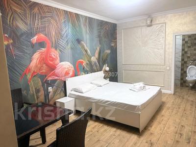 1-бөлмелі пәтер · 45 м² · 1/4 қабат, Толе би 128 — Толе би 128, бағасы: 7 000 ₸ в Алматы, Алмалинский р-н